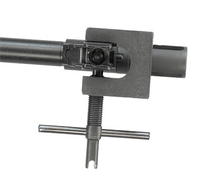 Windage adjustment with AK sight tool